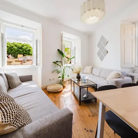Alfama Retreat 4br With Breathtaking River Views Apartman