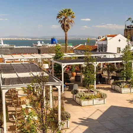 Apartman Alfama Retreat 4br With Breathtaking River Views