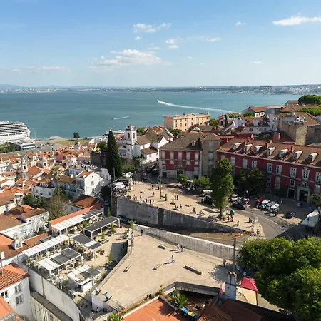 Alfama Retreat 4br With Breathtaking River Views * Lisboa