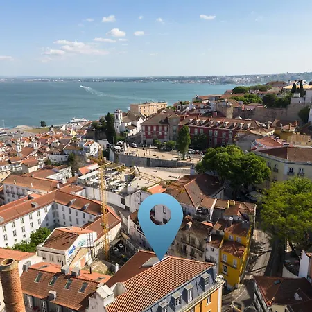 아파트 Alfama 4Br Retreat With River Views Wac