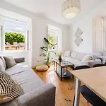 Alfama Retreat 4br With Breathtaking River Views Apartamento