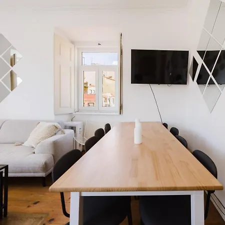 Alfama Retreat 4br With Breathtaking River Views