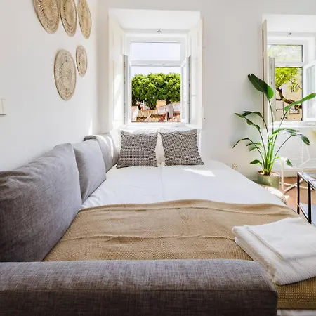 Διαμέρισμα Alfama Retreat 4br With Breathtaking River Views *