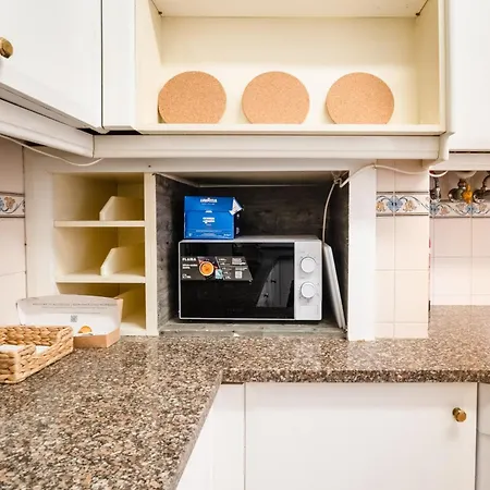 Alfama Retreat 4br With Breathtaking River Views Lisbona