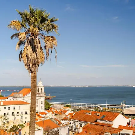Alfama Retreat 4br With Breathtaking River Views Appartamento *