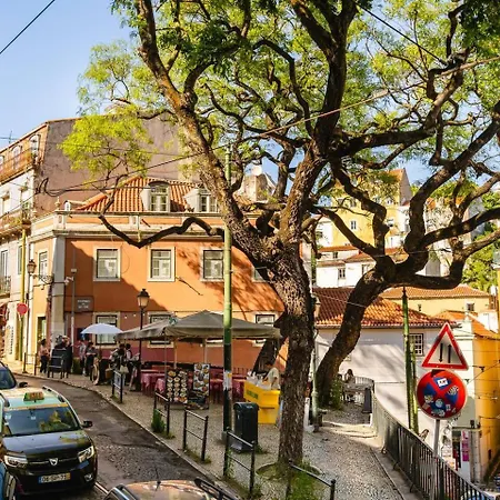 Alfama Retreat 4br With Breathtaking River Views